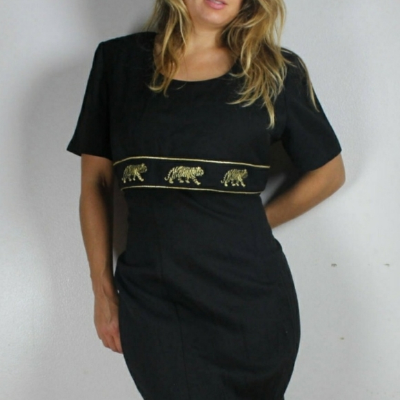 Vintage Dresses & Skirts - Vintage embroidered Tiger Dress